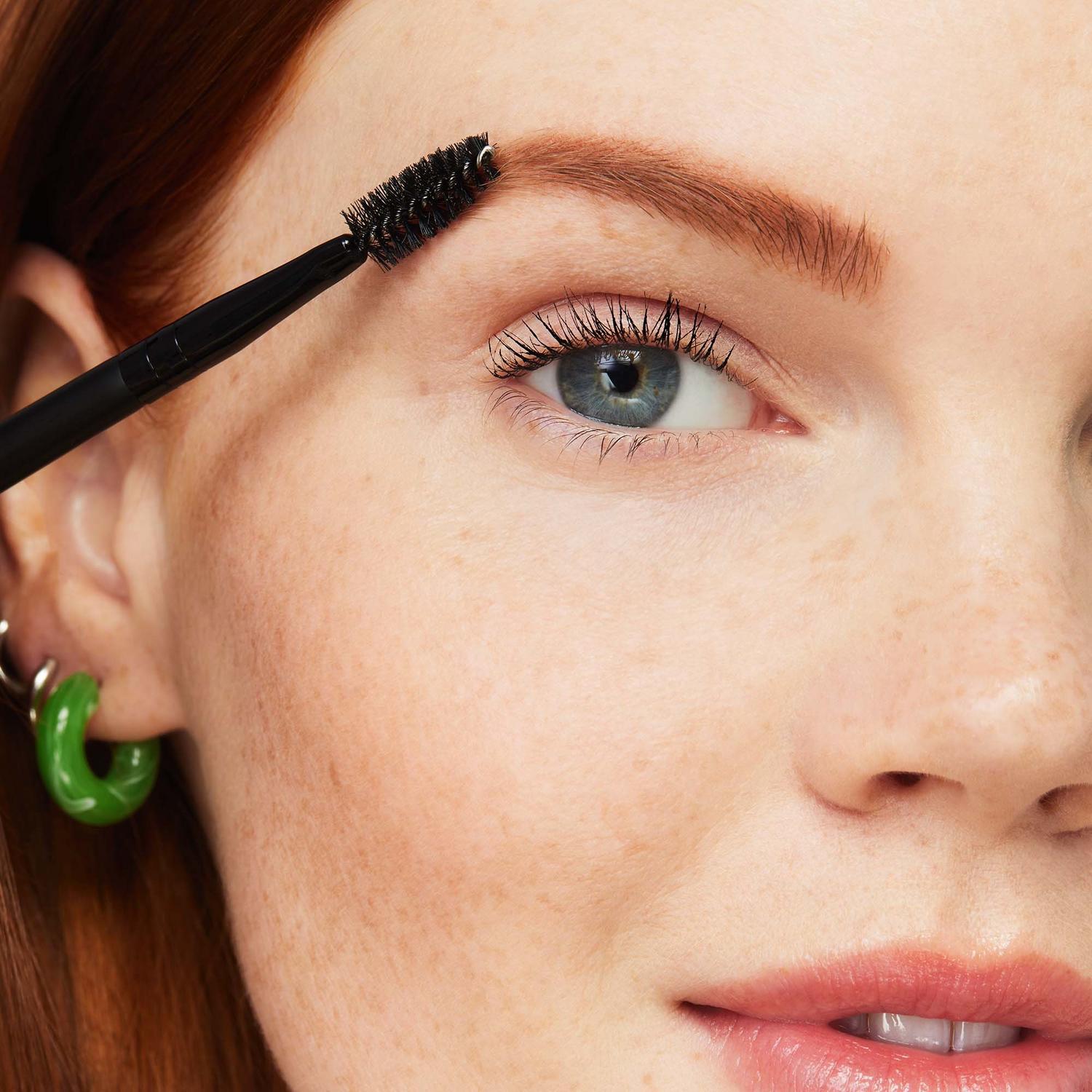 E.L.F. EYEBROW DUO BRUSH (CEPILLO DE CEJAS DE DOBLE PUNTA)